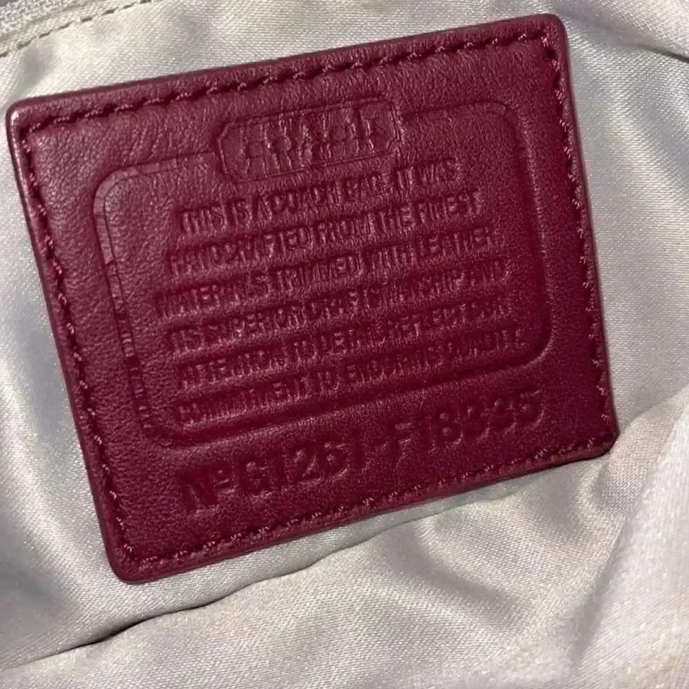 Like new Coach Laura Signature Tote Bag Purse Khaki/berry F18335 - Picture 4 of 6
